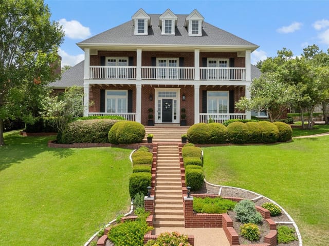 6201 Northern Dancer Dr