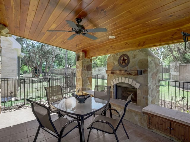 6201 River Place Blvd Unit #12