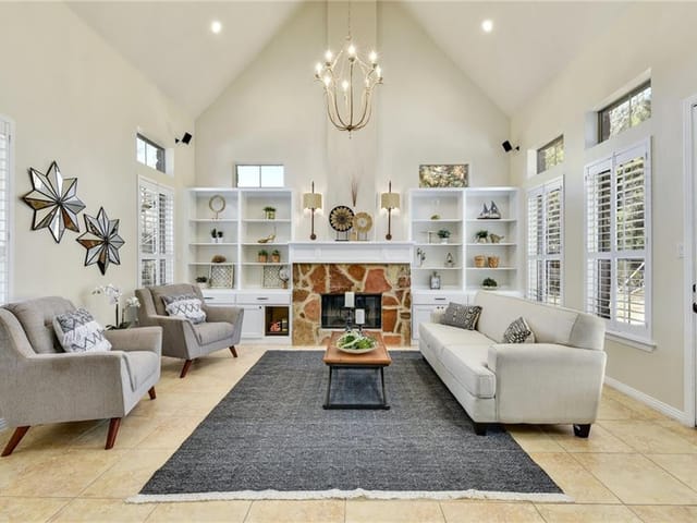 6201 River Place BLVD Unit #7