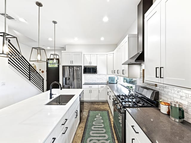 6202 Hickman Ave Unit #A