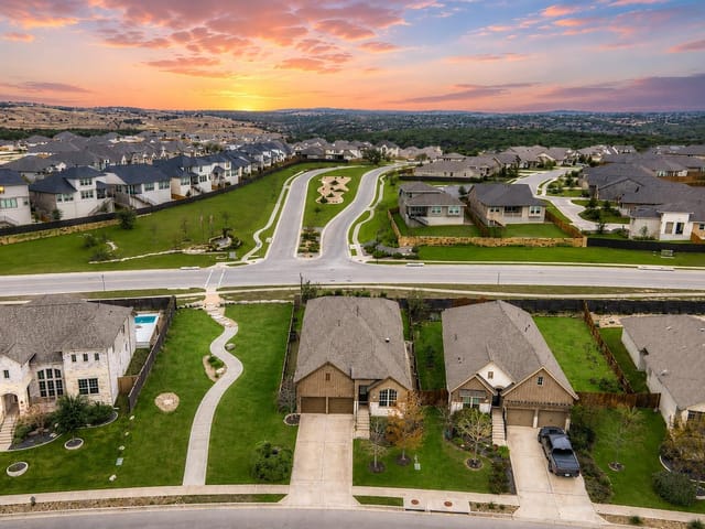 View 6205 Llano Stage TRL in Sweetwater 6205 Llano Stage TRL - front exterior - Luxury home in Sweetwater, Austin, TX