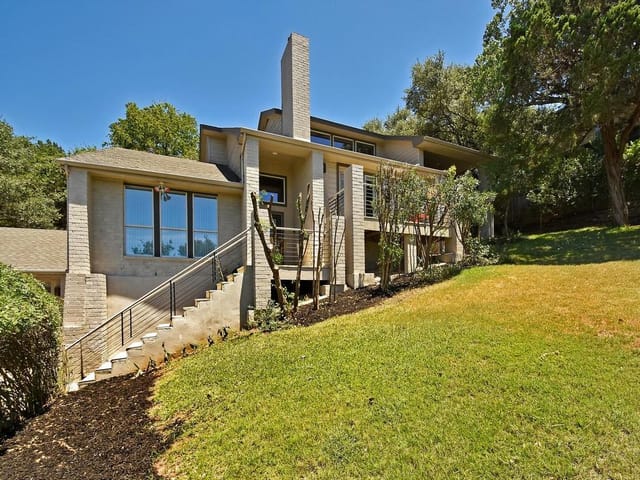 6206 MOUNTAIN VILLA Dr