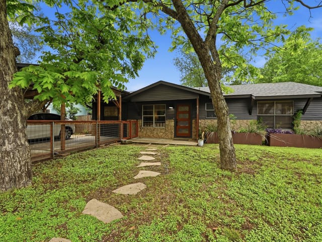 View 6207 Hickman Ave 6207 Hickman Ave, photo 1 of 6, Austin, TX