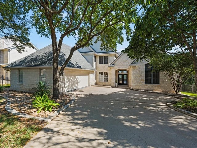 6209 Edwards Mountain Cv
