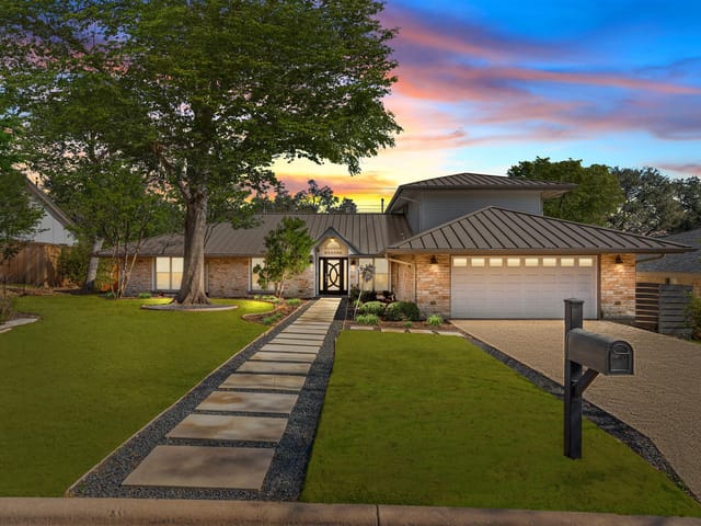 6209 Shadow Mountain DR