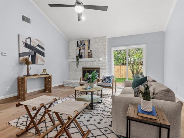 6209 Sun Vista DR