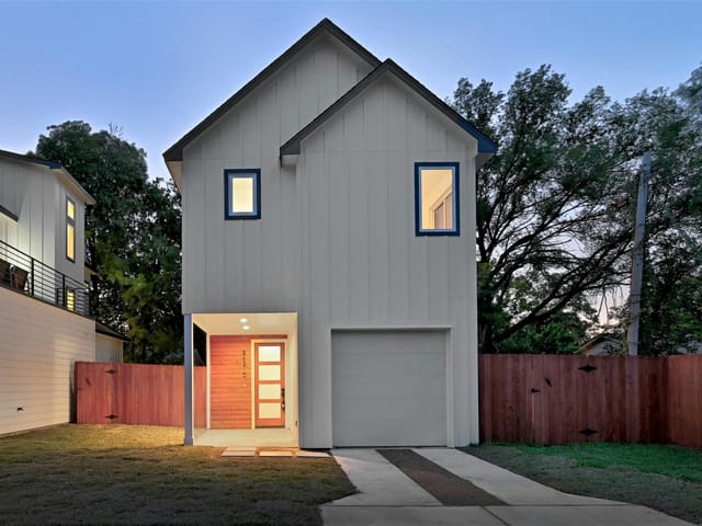 6210 Larch Ter Unit #B