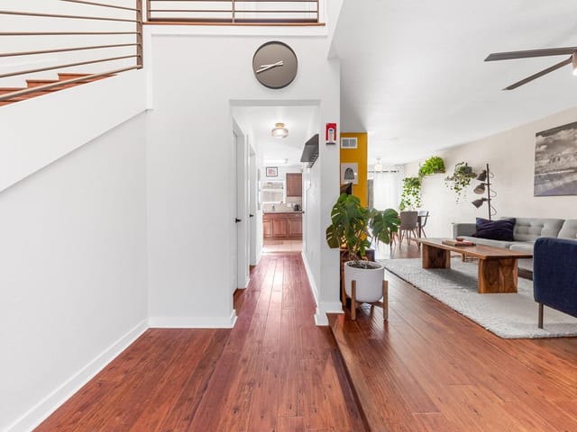6211 Manor Rd Unit #109