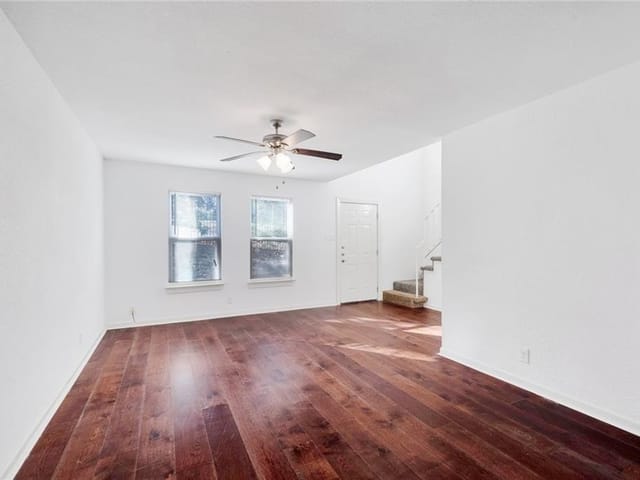 6211 Manor Rd Unit #116