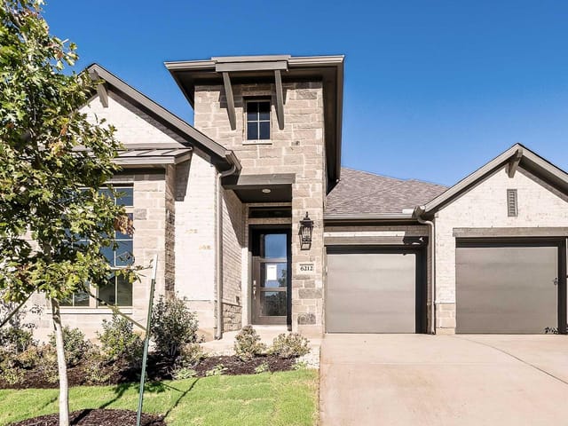 6212 Hilltop Plateau