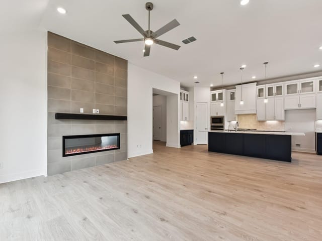 6213 Alamosa Clearing DR