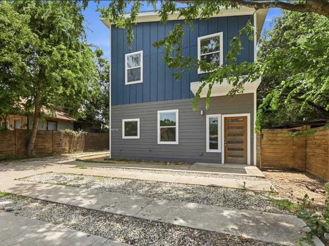 6213 Felix Ave Unit #A