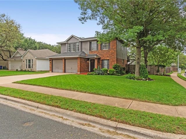 6213 La Naranja Ln