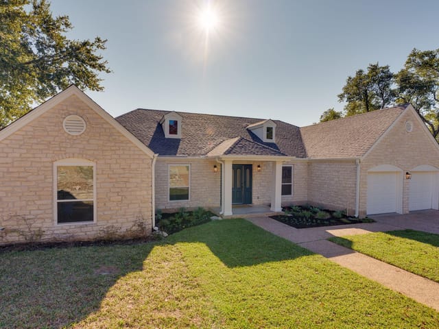 6215 Cape Coral Dr