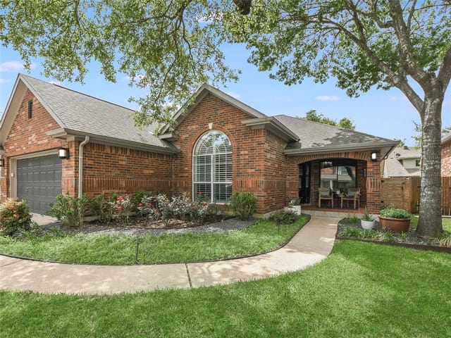 6215 Mesa Grande Dr