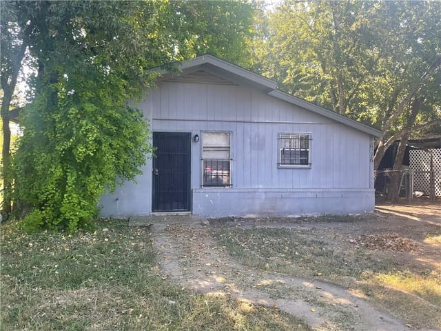 6216 Palm Cir