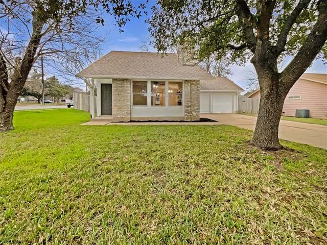 6234 Hillston Dr