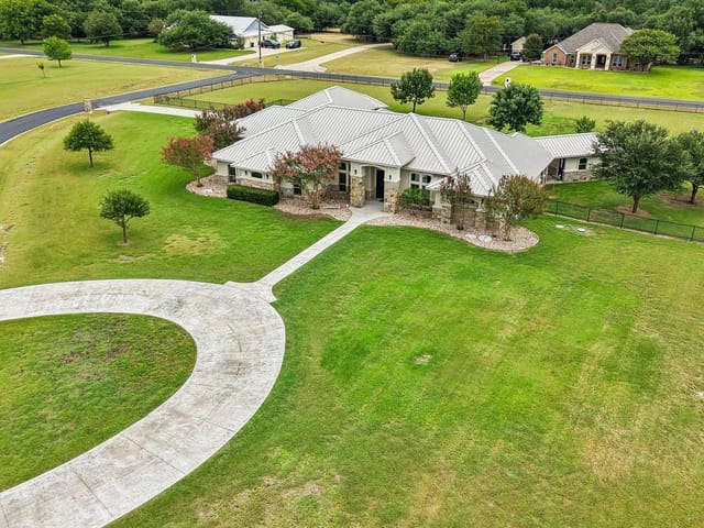 6258 Miller LN