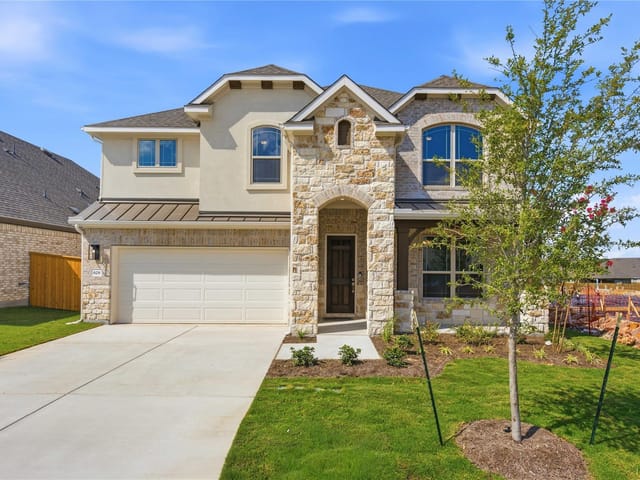 628 Hickory Bend TRL
