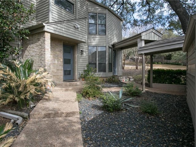 6300 Five Acre Wood ST