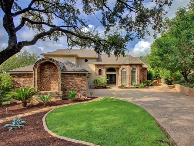 6300 Mountain Park Cv