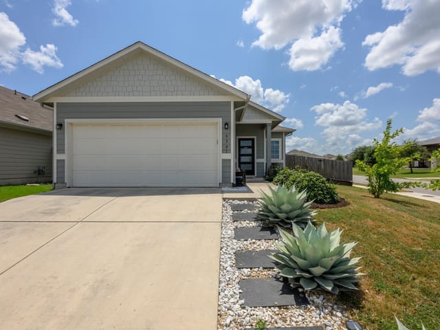 6301 Andes Peak TRL