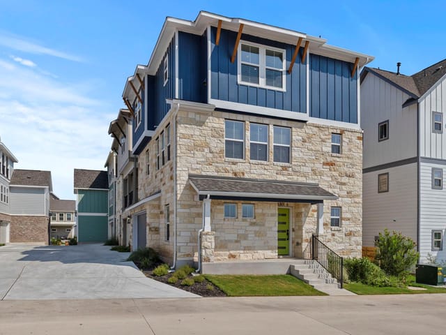 6301 Stockman Dr Unit #6