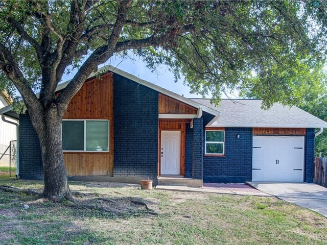 6303 Virgo Ln