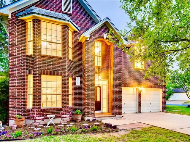 6305 John Chisum Ln