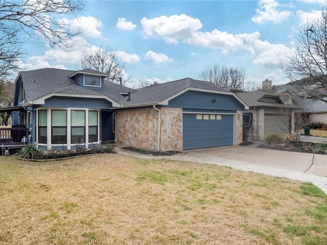 6305 Maury Holw