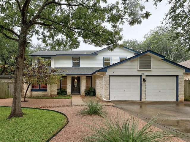 6305 Woodcrest Dr