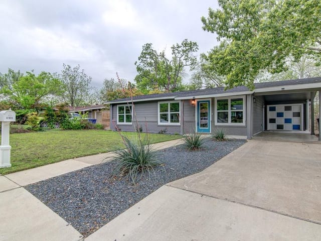 6308 Dorchester Dr