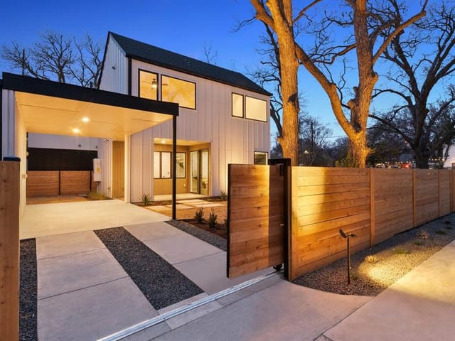 631 Tillery St Unit #2