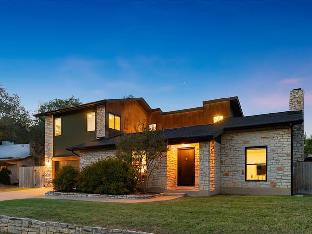 6310 Latigo Pass