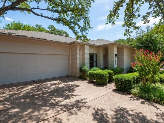 6311 Sprucewood CV