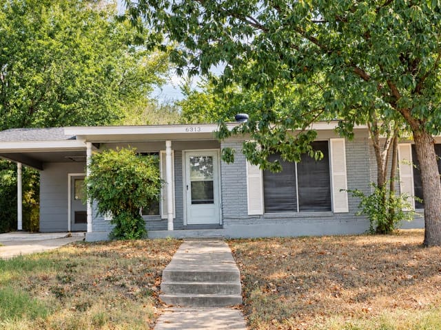 6313 Kenilworth DR