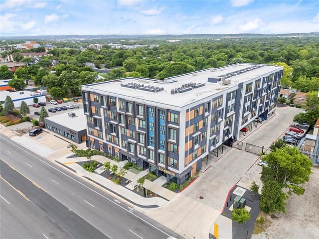 6324 N Lamar BLVD Unit #419