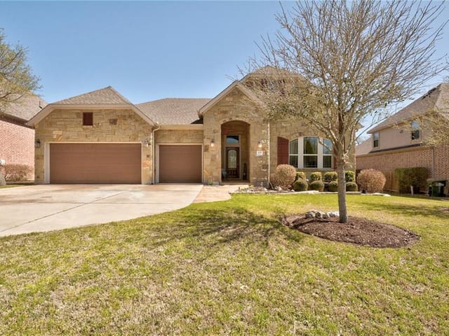 633 Merion Dr