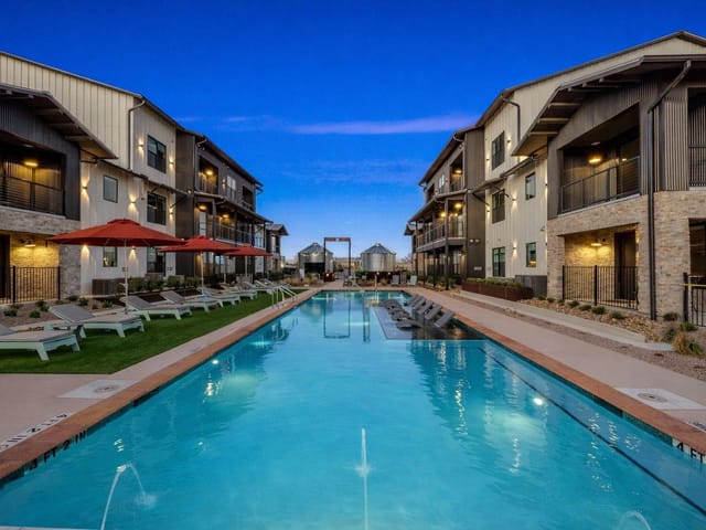 634 Central Pkwy Unit #1211