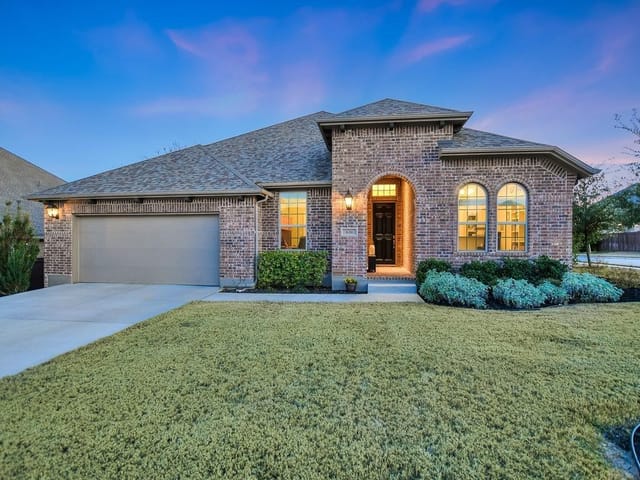 639 Catalina Ln