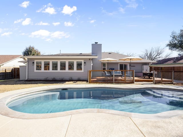 6400 Blarwood DR