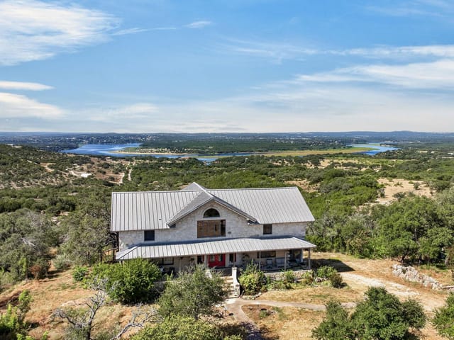 6401 Muleshoe Bend TRL