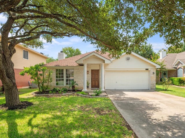 6401 Rotan Dr