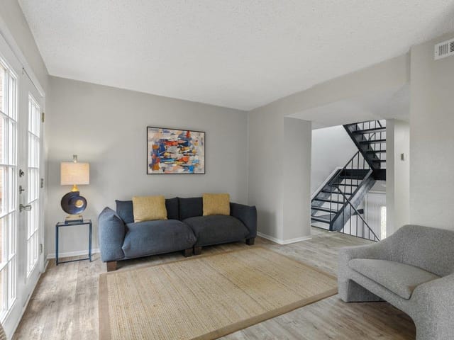 6405 Chimney Creek Cir Unit #B