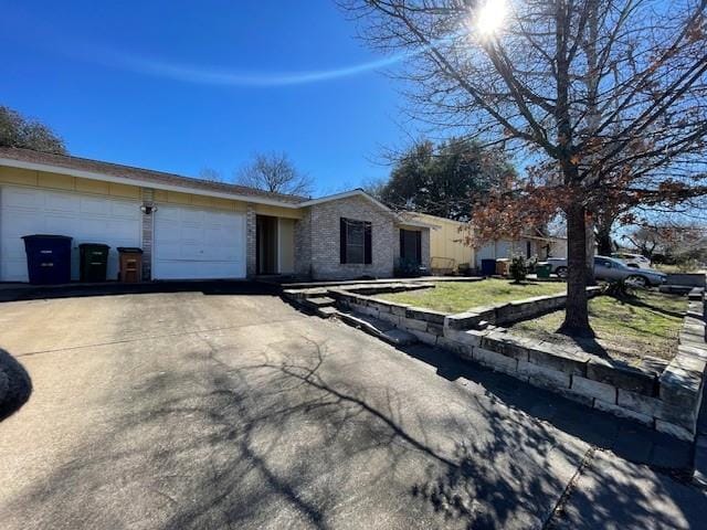 6407 Capriola Dr
