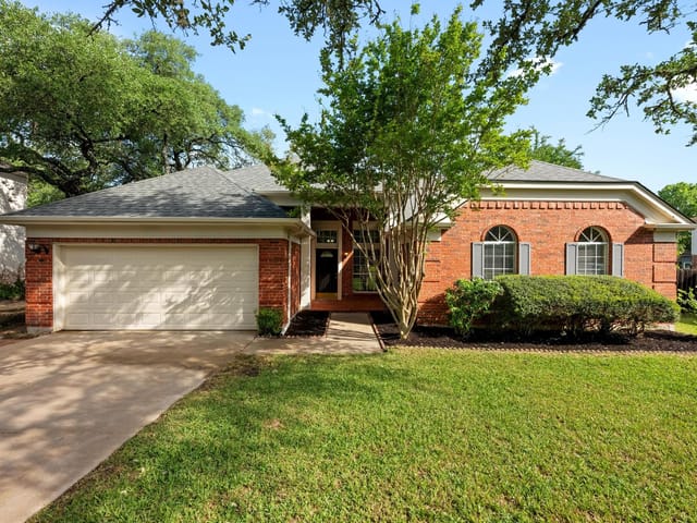 6408 Walebridge Ln