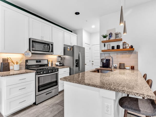 6409 Berkman Dr Unit #4
