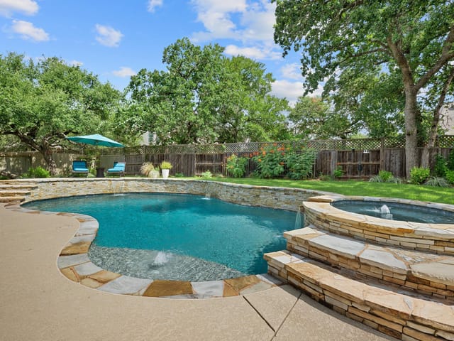 View 6409 Magenta LN in Hielscher Circle C West 6409 Magenta LN - property photo 1 - Luxury home in Hielscher Circle C West, Austin, TX
