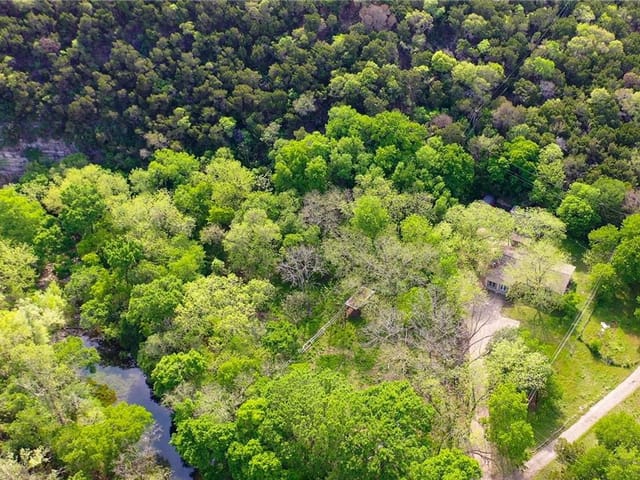 6409 Spicewood Springs Rd
