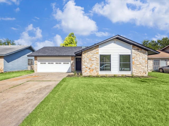 6411 Sandshof DR